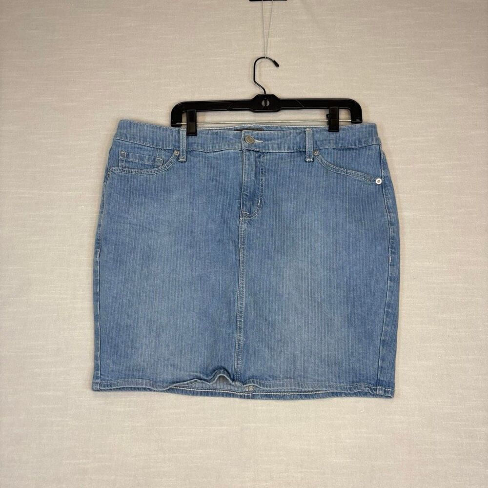 Torrid Women's Size 14 Blue Cotton Pin Stripe A Line Mini Skirt